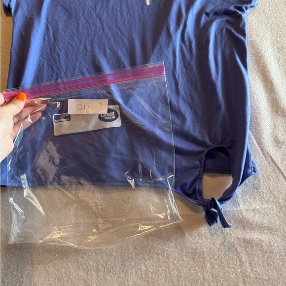 Champion Blue T-Shirt with Logo Girls Size Large - Picture 2 of 6